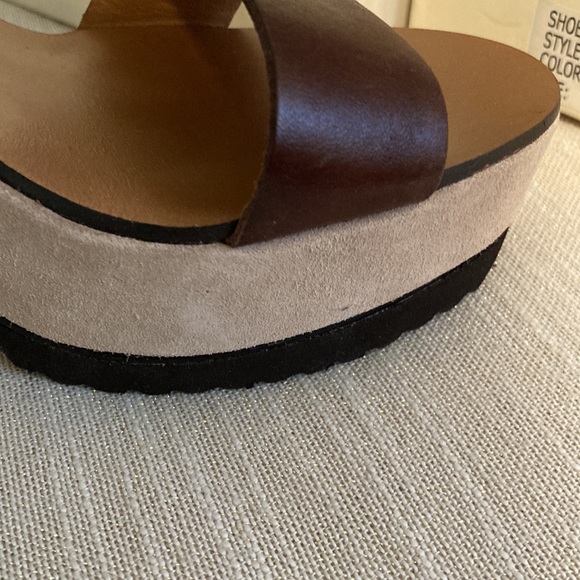 New Gorgeous Michael Kors Heels - Picture 16 of 16